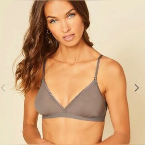 Cosabella Soire Confidence Bralette in Charcoal EUC
